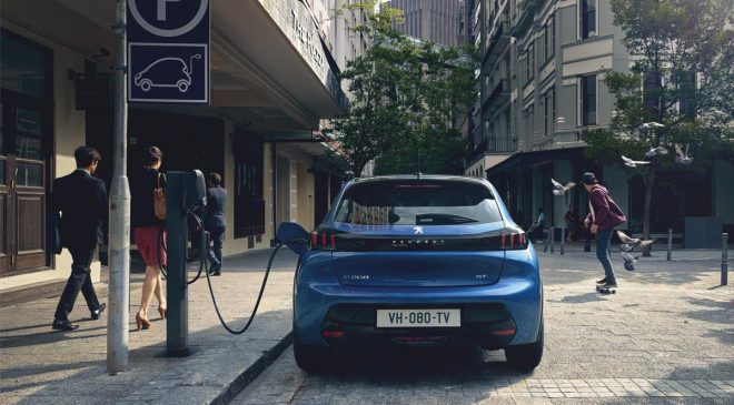 I cinque zeri della nuova Peugeot e-208 100% elettrica - image PEUGEOT-e-208-2_1-660x365 on http://auto.motori.net