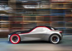 Opel GT Concept: sogno, film o realtà? - image 021730-000203126-240x172 on https://motori.net