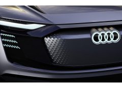 La nuova XC60 celebra il 90° anniversario di Volvo - image 022358-000206712-240x172 on https://motori.net