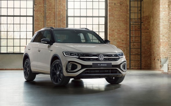 From Volkswagen to USA - image VW-T-Roc-R-Line on https://motori.net