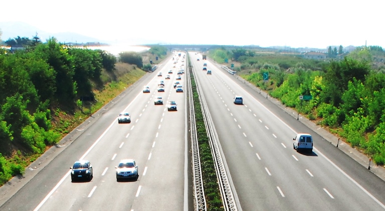 Assistenza alla guida in autostrada secondo Euro NCAP - image Anas-esodo_1 on https://motori.net