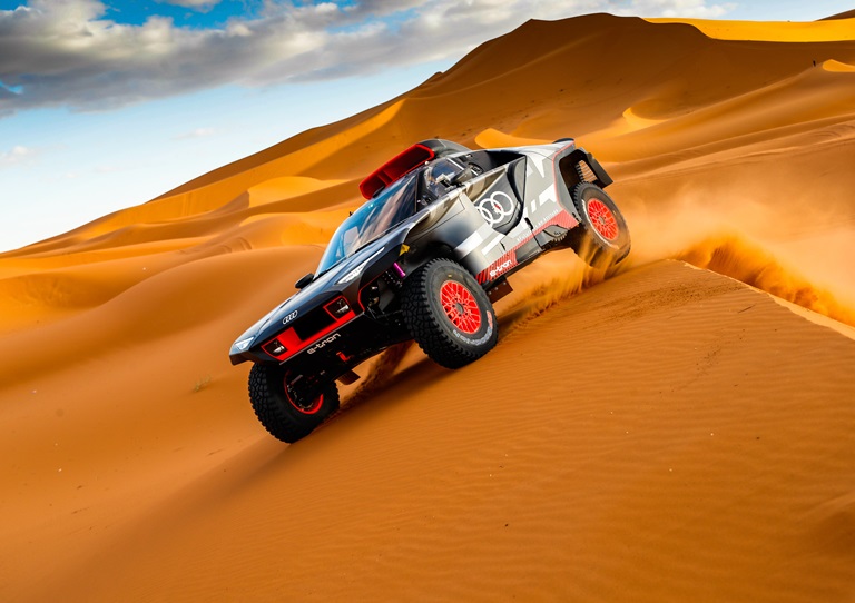 Audi elettrifica la Dakar - image 2022-Audi-RS-Dakar on https://motori.net