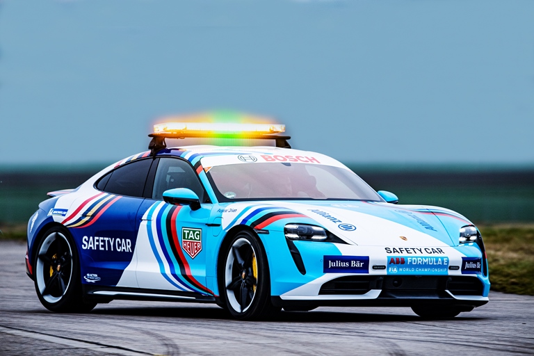 Nuova promozione Electric Experience di Leasys - image Taycan-safety-car on https://motori.net