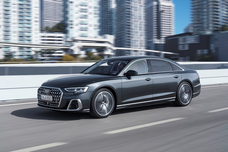 Audi illumina la strada del futuro - image Audi-A8 on https://motori.net