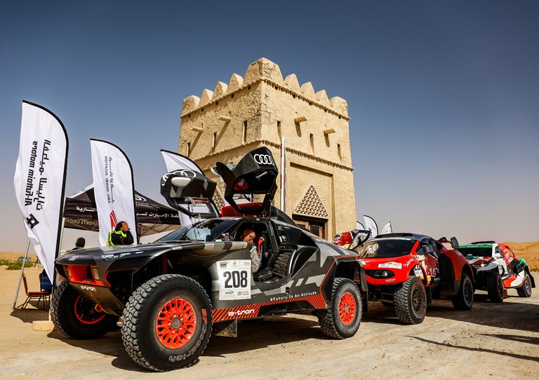 Un agguerrito gruppo di piloti alla ADAC Opel e-Rally Cup 2022 - image Audi-RS-Q-e-tron@Abu-Dhabi on https://motori.net