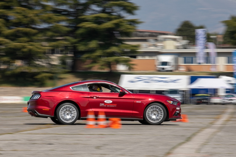 Tornano i corsi di guida sportiva dell’Ovale Blu - image Ford-Driving-Performance on https://motori.net