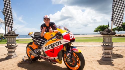 Repsol Honda Team, MotoGP: svelata nuova livrea per la stagione 2015 - image 001145-000020857-500x280 on https://moto.motori.net