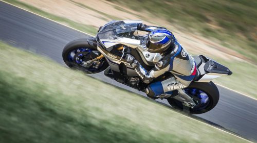 Yamaha a caccia di CIV Superbike e Superstock 1000 FIM CUP 2015 - image 001172-000021153-500x280 on https://moto.motori.net