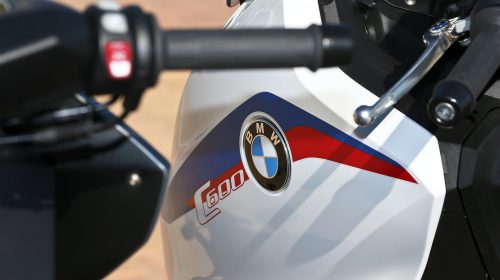 BMW Motorrad: Eroi dei 5 Mondi - image 001196-000021323-500x280 on https://moto.motori.net