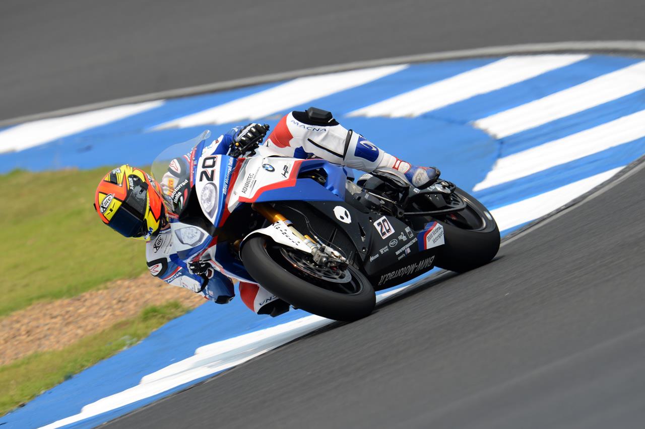 BMW Motorrad Italia SBK Team sulla nuova pista di Buriram - image 001202-000021375 on https://moto.motori.net