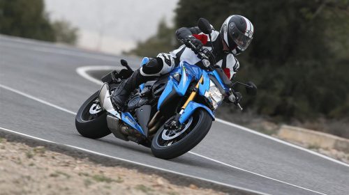 Suzuki GSX-S1000 ABS: Motore e ciclistica di derivazione Superbike - image 001214-000021438-500x280 on https://moto.motori.net