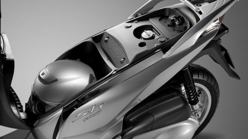 Honda SH300i ABS 2016 - image 001306-000022325-500x280 on https://moto.motori.net