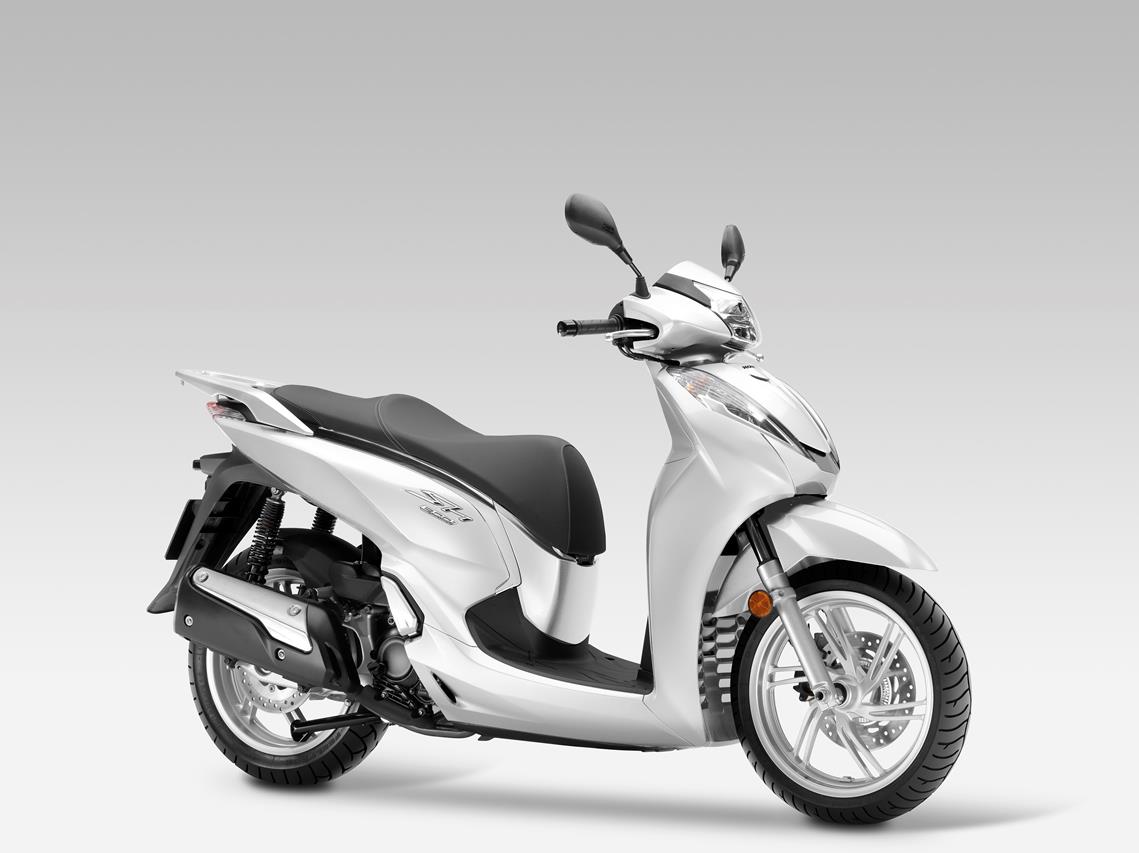 Honda SH300i ABS 2016 - image 001306-000022331 on https://moto.motori.net