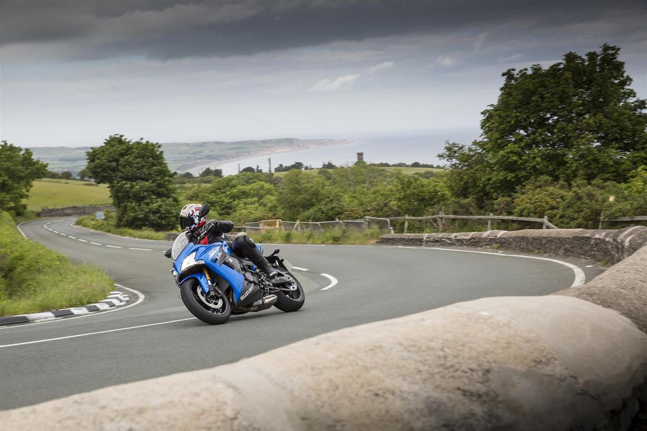 Suzuki GSX-S1000F ABS: oltre la Sportbike - image 001331-000022466 on https://moto.motori.net