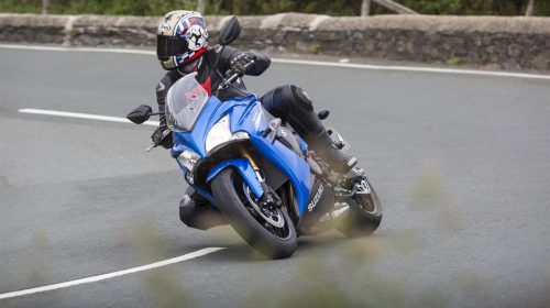 Suzuki GSX-S1000F ABS: oltre la Sportbike - image 001331-000022468-500x280 on https://moto.motori.net