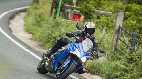 Suzuki GSX-S1000F ABS: oltre la Sportbike - image 001331-000022471-500x280 on https://moto.motori.net