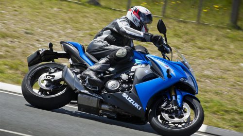 Suzuki GSX-S1000F ABS: oltre la Sportbike - image 001331-000022473-500x280 on https://moto.motori.net