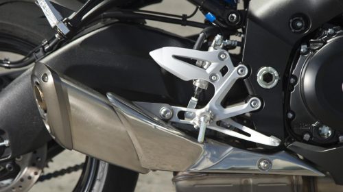 Suzuki GSX-S1000F ABS: oltre la Sportbike - image 001331-000022481-500x280 on https://moto.motori.net