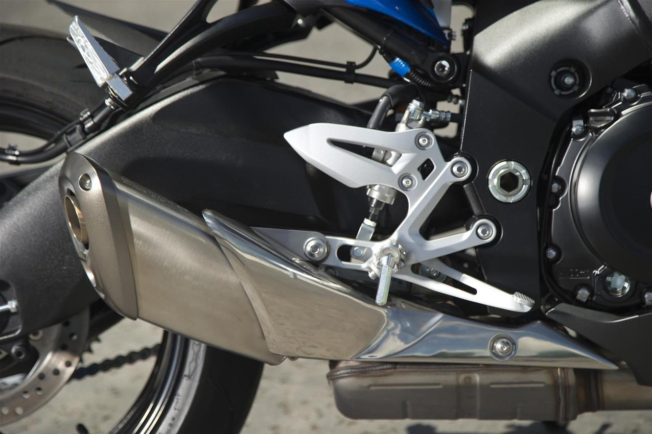 Suzuki GSX-S1000F ABS: oltre la Sportbike - image 001331-000022481 on https://moto.motori.net