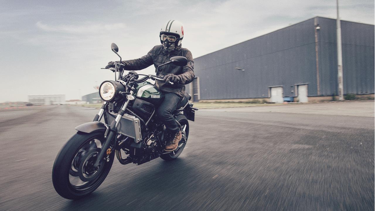 Yamaha XSR700 M.Y. 2016 - image 003344-000042559 on https://moto.motori.net