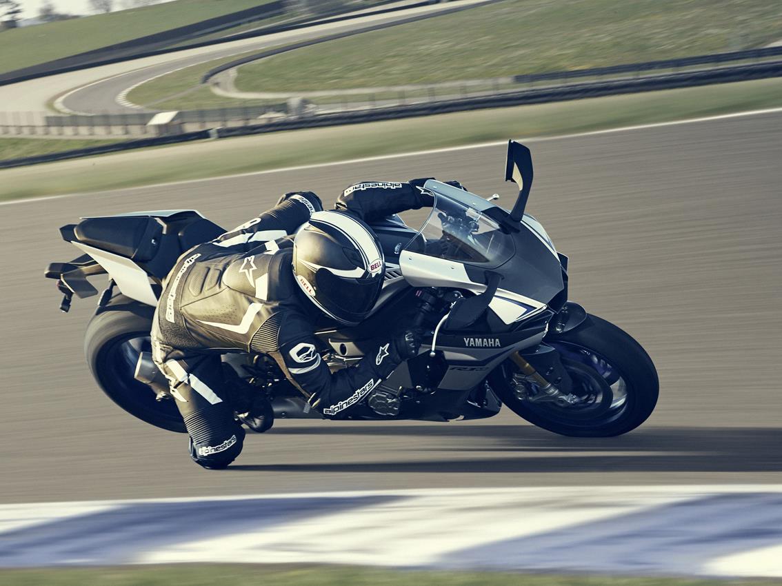 L’incredibile Yamaha YZF-R1M prenotabile solo on-line - image 005366-000062748 on https://moto.motori.net