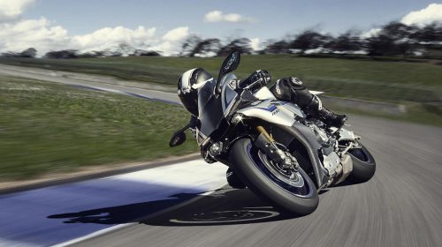 L’incredibile Yamaha YZF-R1M prenotabile solo on-line - image 005366-000062749-500x280 on https://moto.motori.net