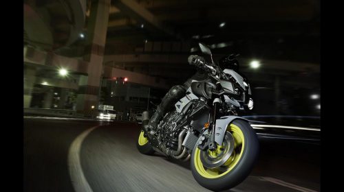 Nuova Yamaha MT-10: svelati dati tecnici e prezzo - image 007430-000083732-500x280 on https://moto.motori.net
