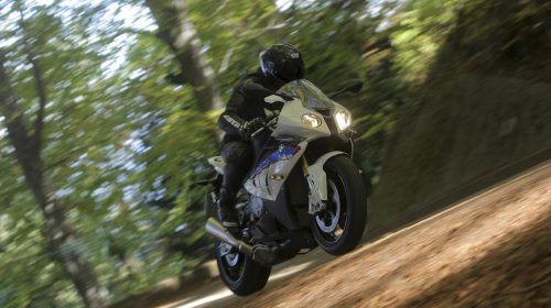Michelin road 5 pneumatici per moto: più fiducia oggi, più fiducia domani - image 009434-000103757-500x280 on https://moto.motori.net