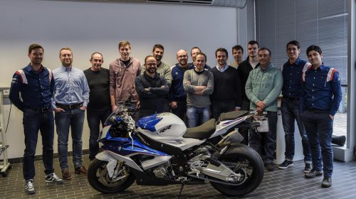 BMW Motorrad Motorsport: corsi di formazione per i meccanici e staff - image 009436-000103791-500x280 on https://moto.motori.net