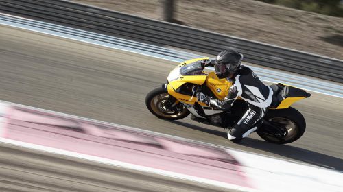 Yamaha Supersport PRO TOUR 2016: prenota il tuo turno in pista - image 009440-000103804-500x280 on https://moto.motori.net