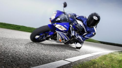 Yamaha Supersport PRO TOUR 2016: prenota il tuo turno in pista - image 009440-000103812-500x280 on https://moto.motori.net