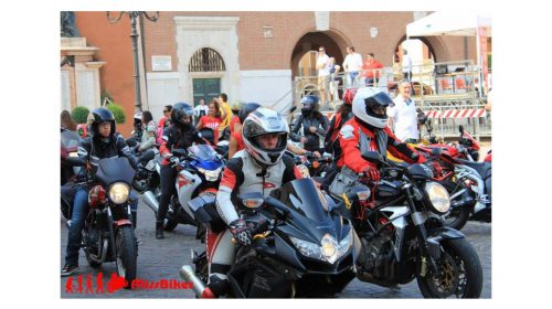 Suzuki con MissBiker A Marostica dal 2 al 5 giugno 2016 - image 009456-000103934-500x280 on https://moto.motori.net