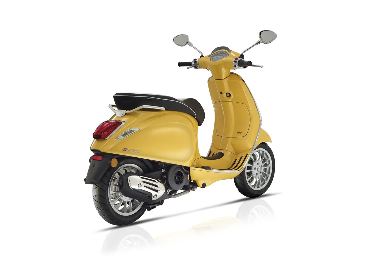 Nuove Vespa Primavera e Vespa Sprint - image 009464-000103997 on https://moto.motori.net