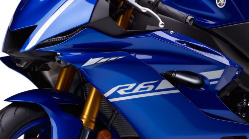 Nuova Yamaha YZF-R6: sofisticata, ridisegnata, eccezionale! - image 009482-000104197-500x280 on https://moto.motori.net