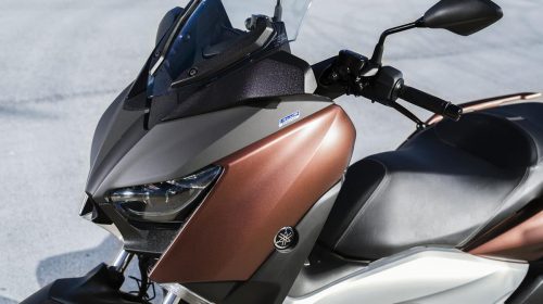 Nuovo Yamaha X-MAX 300: Nothing but the Max - image 009484-000104233-500x280 on https://moto.motori.net