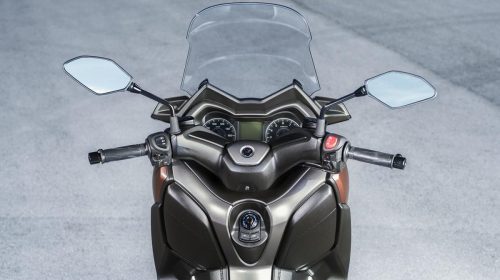 Nuovo Yamaha X-MAX 300: Nothing but the Max - image 009484-000104238-500x280 on https://moto.motori.net