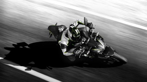 Kawasaki Z900 - image 009498-000104367-500x280 on https://moto.motori.net