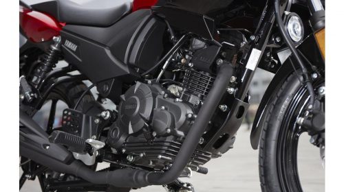 Yamaha presenta la nuova YS125 - image 009518-000104542-500x280 on https://moto.motori.net
