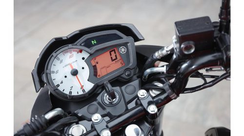 Yamaha presenta la nuova YS125 - image 009518-000104544-500x280 on https://moto.motori.net