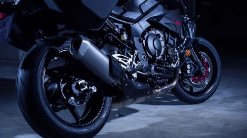 Yamaha amplia Hyper Naked con la nuova MT-10 Tourer Edition - image 009520-000104568-500x280 on https://moto.motori.net