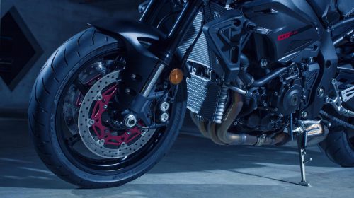 Yamaha amplia Hyper Naked con la nuova MT-10 Tourer Edition - image 009520-000104570-500x280 on https://moto.motori.net