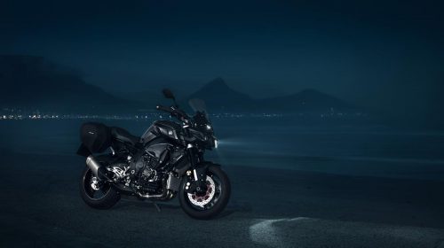 Yamaha amplia Hyper Naked con la nuova MT-10 Tourer Edition - image 009520-000104572-500x280 on https://moto.motori.net