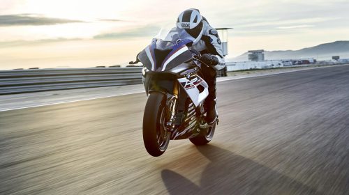 HP4 RACE BMW Motorrad: una moto da corsa purosangue - image 009534-000104652-500x280 on https://moto.motori.net