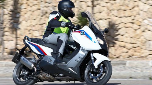 BMW Motorrad: Eroi dei 5 Mondi - image 001196-000021305-500x280 on https://moto.motori.net