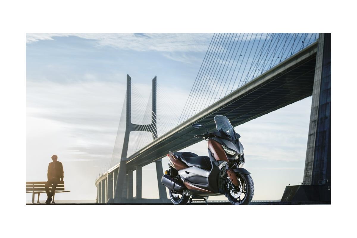 Yamaha svela prezzo e disponibilità del nuovo X-Max 300 - image 009516-000104525 on https://moto.motori.net