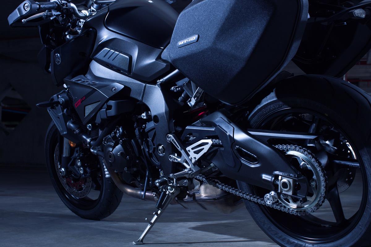 Yamaha amplia Hyper Naked con la nuova MT-10 Tourer Edition - image 009520-000104558 on https://moto.motori.net