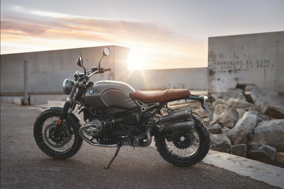 BMW Motorrad: nuovi colori ed equipaggiamenti per il MY 2018 - image 009554-000104792 on https://moto.motori.net
