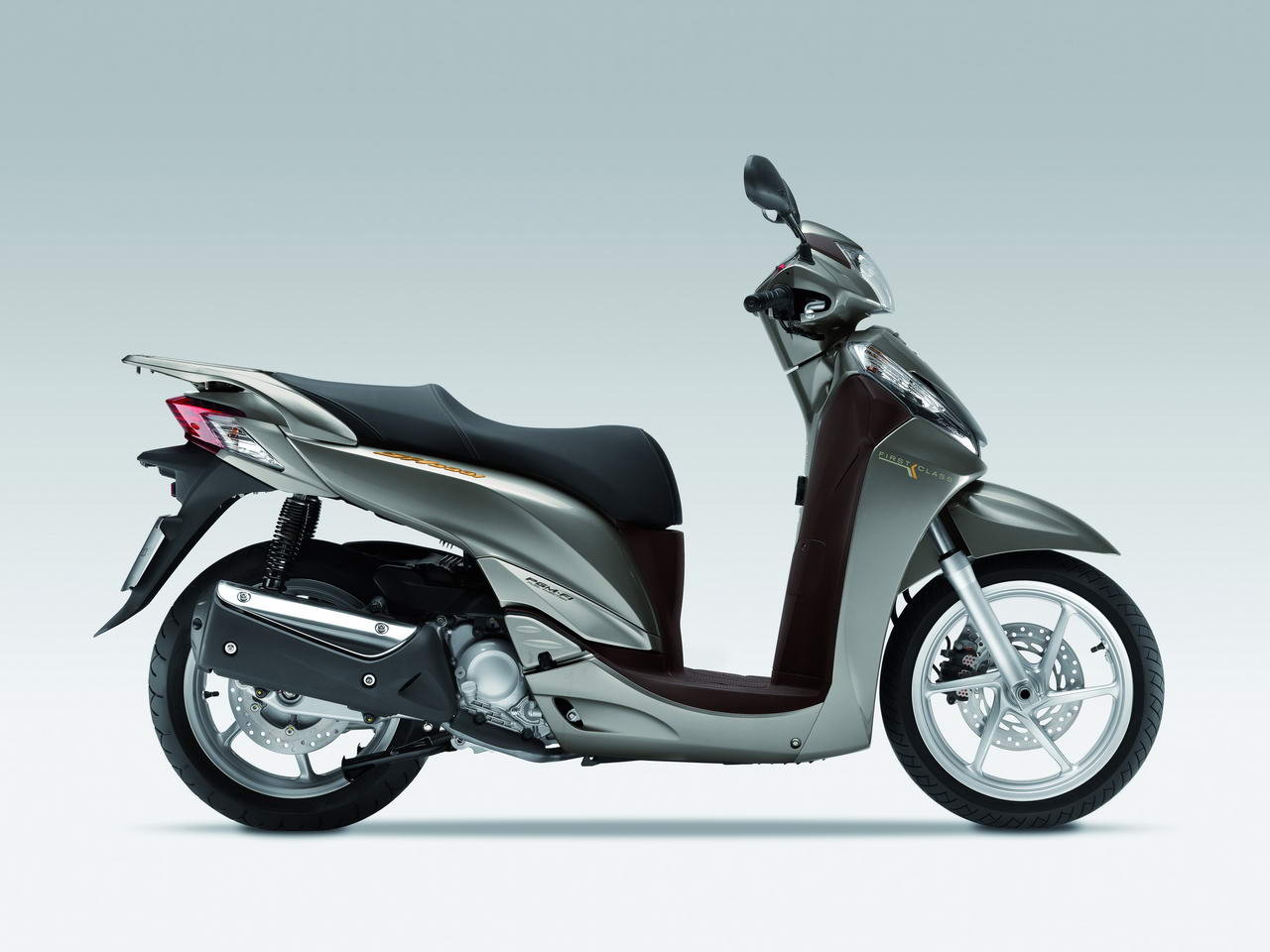 Listino Honda SH 300i Scooter 150-300 - Moto.Motori.Net