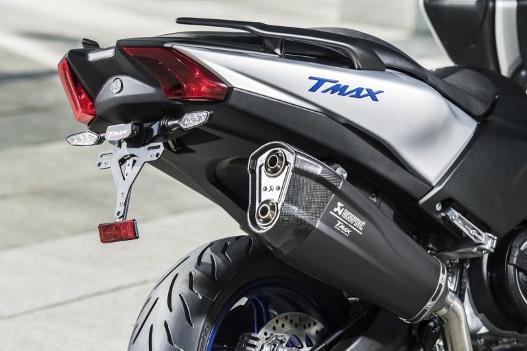T-MAX Sport Edition: disponibile da aprile nelle concessionarie ufficiali Yamaha - image 2018_yam_xp500sxse_eu_ms1_det_002-58809-59171-768x512 on https://moto.motori.net